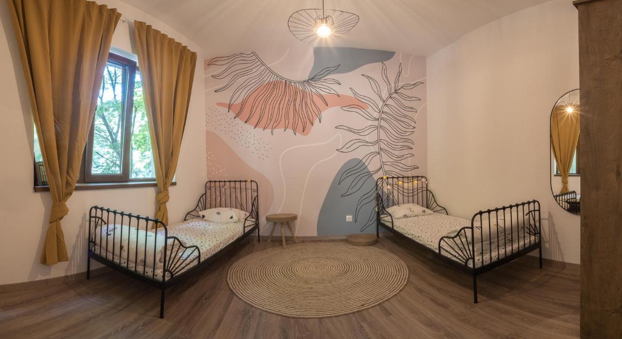 Linden House - A Lovely Apartment In Central Varna Exterior photo